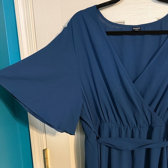 Elegant Blue Maxi Dress - Picture 4 of 7